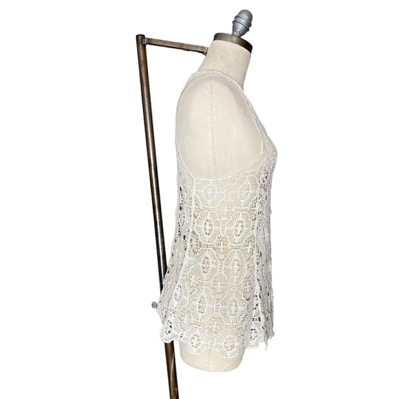 Lauren Conrad Cream Crochet Racerback Tank size Small - Picture 6 of 16